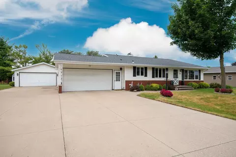 3535 N Spruce St, Appleton, WI 54914