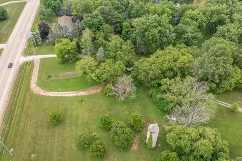 1011 Edgewood Dr, Appleton, WI 54913 photo 10
