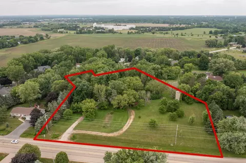 1011 Edgewood Dr, Appleton, WI 54913 photo 3