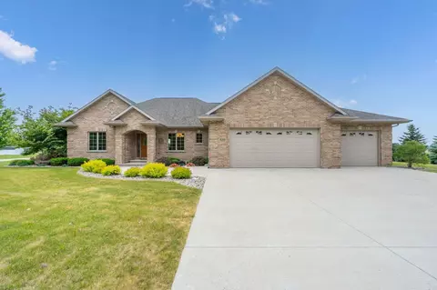 w2869 Autumn Blaze Trail, Seymour, WI 54165