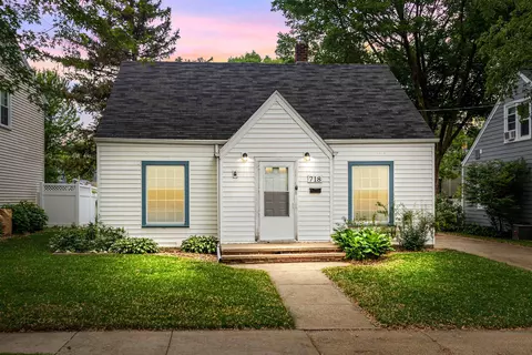 718 E Circle St, Appleton, WI 54911