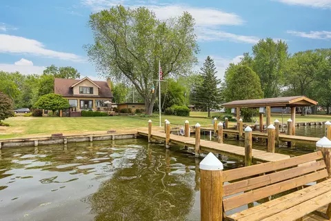 314 S 1st Ave, Winneconne, WI 54986