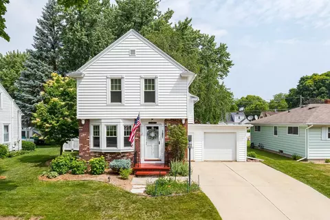 714 E Maple St, Appleton, WI 54915