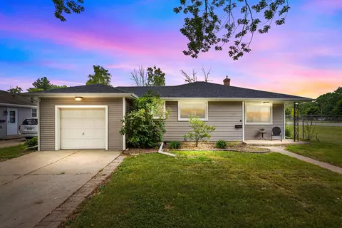 1301 E Glendale Ave, Appleton, WI 54911