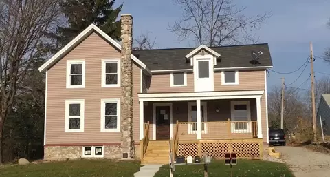 417 W Main St, Hortonville, WI 54944