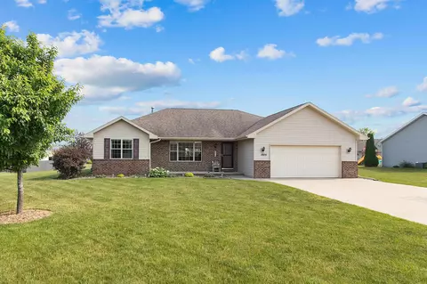 1925 Sandy Springs Rd, De Pere, WI 54115