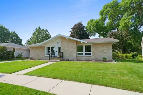 72 Arvey Ln, Fond Du Lac, WI 54935