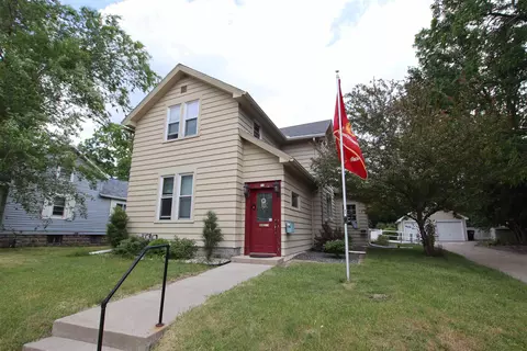 30 Frankfort St, Oshkosh, WI 54901