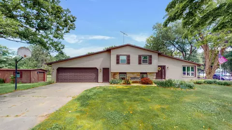 9402 St Bernadette Rd, Suring, WI 54174