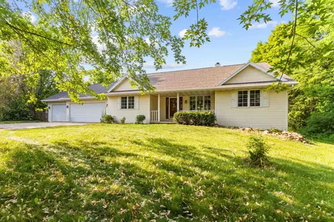 5291 Servais Rd, New Franken, WI 54229