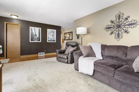 1230 E Pershing St, Appleton, WI 54911 photo 7
