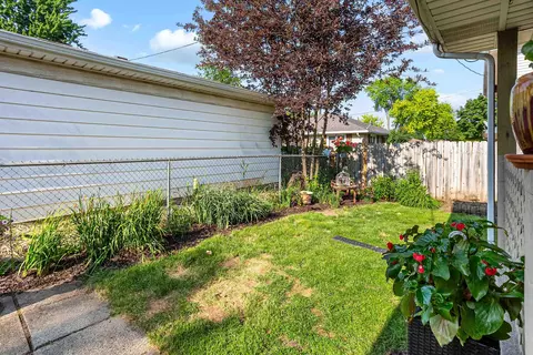 1230 E Pershing St, Appleton, WI 54911 photo 32