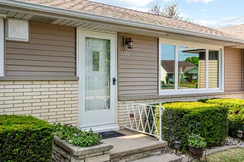 1230 E Pershing St, Appleton, WI 54911 photo 3