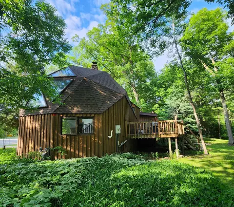 2467 County Road Zz, De Pere, WI 54115