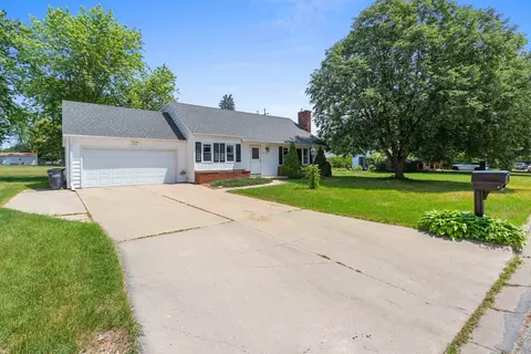 231 E Fairview Ave, Green Bay, WI 54301