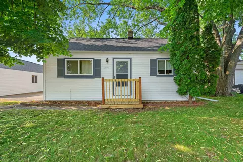 2717 W Heather Ave, Appleton, WI 54914