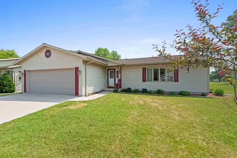 2125 Paul Rd, Manitowoc, WI 54220