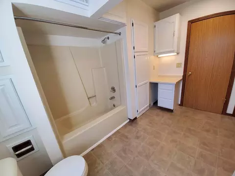 1018 W Grant St, Appleton, WI 54914 photo 12