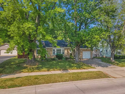 1258 9th St, Green Bay, WI 54304