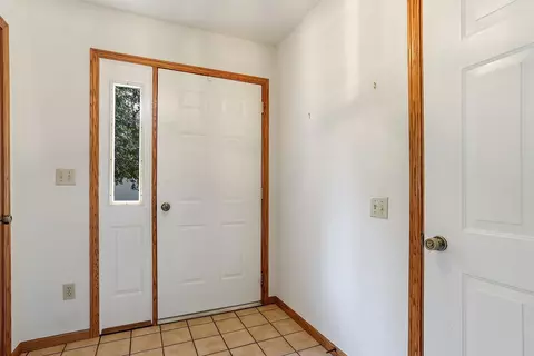 1005 S West Ct #A, Appleton, WI 54915 photo 2