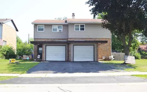 437 N St Bernard Dr, De Pere, WI 54115