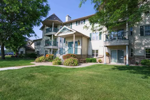 W6143 Victorian Drive, Appleton, WI 54915 photo 2