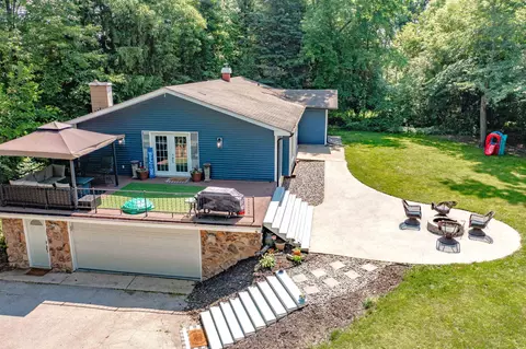 727 Silver Creek Dr, Oneida, WI 54155
