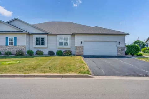 1235 Cameron Cir, Neenah, WI 54956