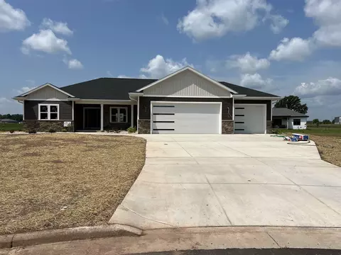 1557 Echo Pine Ct, De Pere, WI 54115