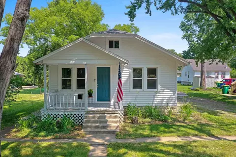 1835 Oakdale Ave, Green Bay, WI 54302