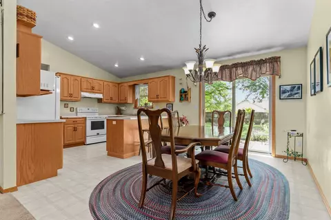 w5455 White Clover Circle, Appleton, WI 54915 photo 8