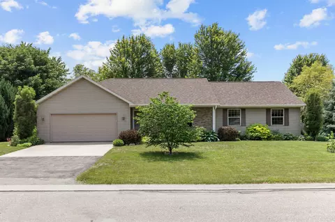 w5455 White Clover Circle, Appleton, WI 54915