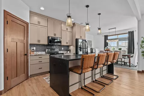 4725 N Vincent Dr, Appleton, WI 54913 photo 7