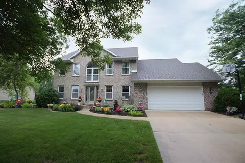 1176 Wedgewood Ln, Fond Du Lac, WI 54935