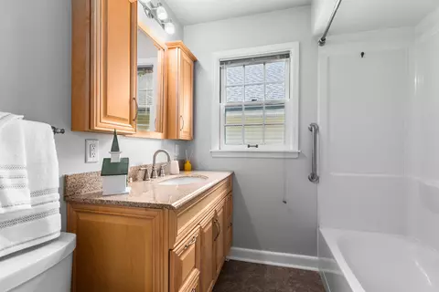 802 E Harrison St, Appleton, WI 54915 photo 18