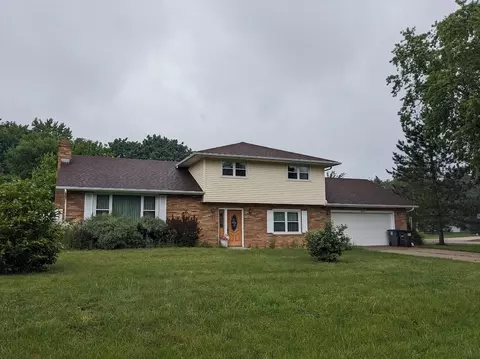 w6660 Cedar Drive, Greenville, WI 54942