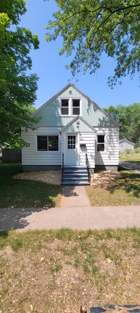 927 S Lafayette St, Shawano, WI 54166