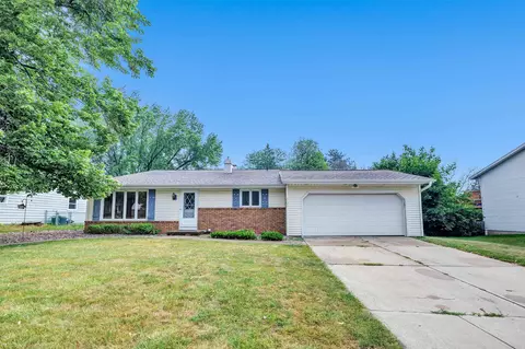 501 Menlo Park Rd, Green Bay, WI 54302
