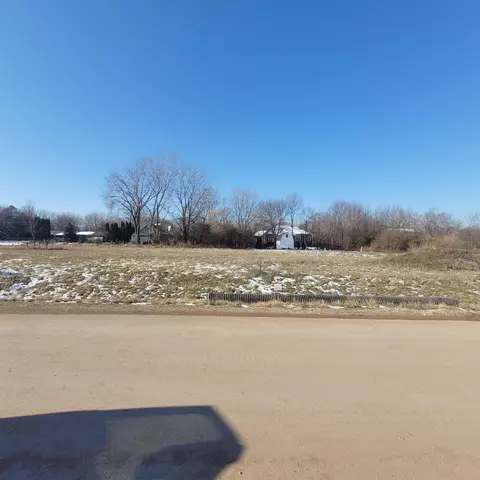 Lakeland Drive, Oshkosh, WI 54904