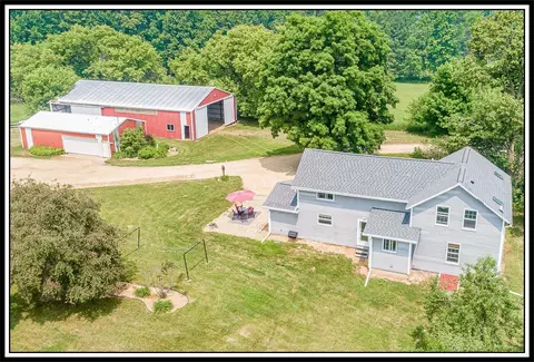 n7897 Hemlock Lane, Bear Creek, WI 54922
