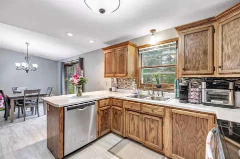 w2606 Block Road, Appleton, WI 54915 photo 9