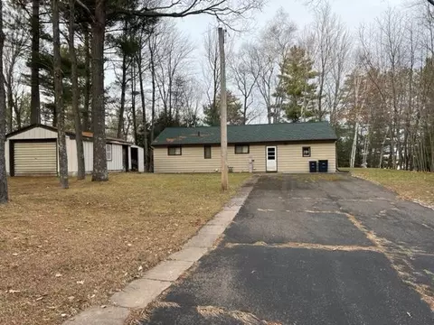 5708 S Silver Lake Rd, Laona, WI 54541