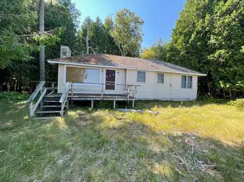 9090 County Hwy Q, Baileys Harbor, WI 54202