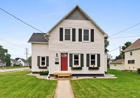 321 S Lake St, Neenah, WI 54956