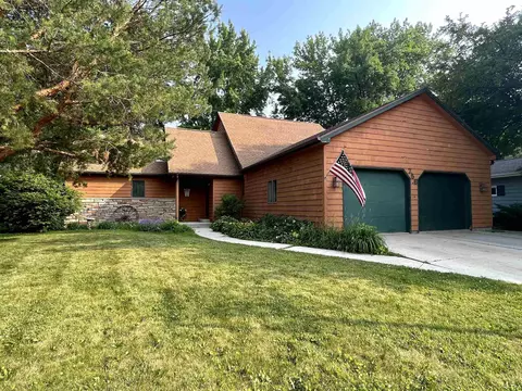 756 E Merrill Ave, Fond Du Lac, WI 54935