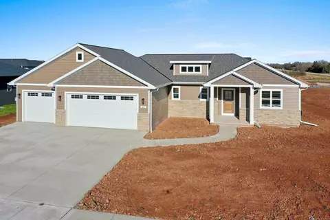 310 Willie Mays Cir, De Pere, WI 54115
