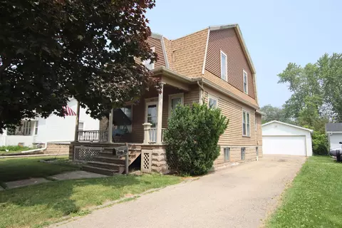 437 W Division St, Fond Du Lac, WI 54935