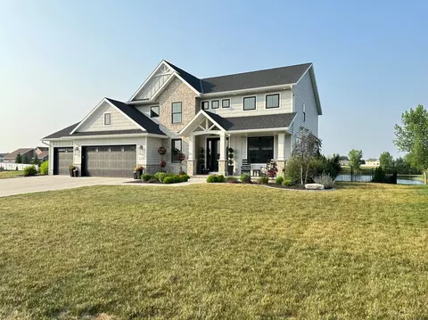 2134 Dragon Ct, De Pere, WI 54115