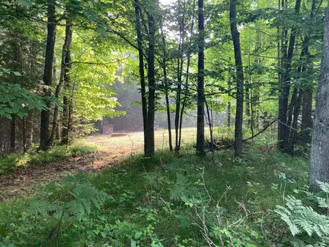 w5858 White Buck Lane, Crivitz, WI 54114