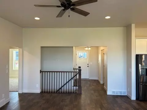 5325 N Amethyst Dr, Appleton, WI 54913 photo 9